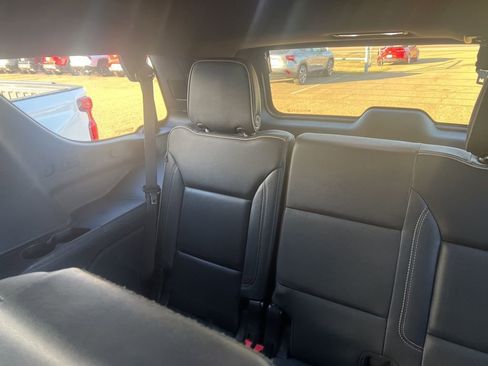 Certified 2023 GMC Yukon SLT image 37