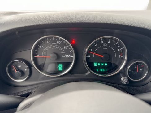 Used 2014 Jeep Wrangler Unlimited Sahara w/ Mopar Chrome Edition Group AWD/4WD image 19