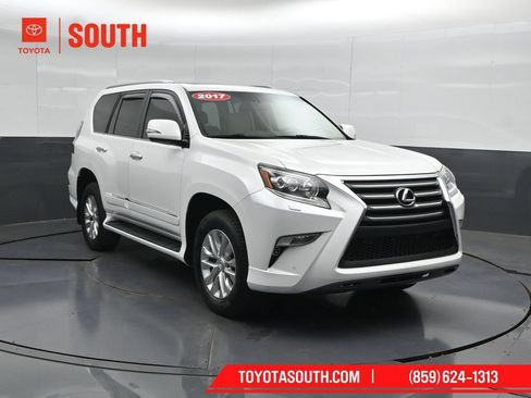Used 2017 Lexus GX 460 AWD/4WD image 4