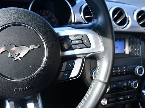 Used 2019 Ford Mustang GT image 31