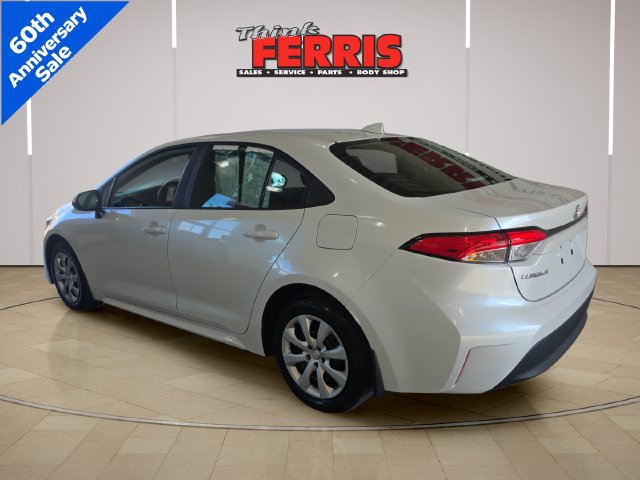Used 2026 Toyota Corolla LE FWD image 3