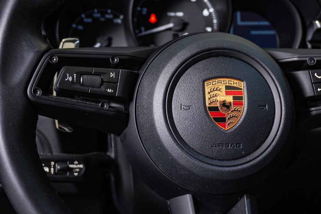 Certified 2026 Porsche Macan AWD/4WD image 20