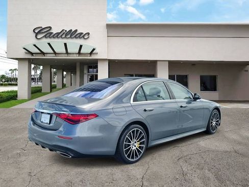 Used 2021 Mercedes-Benz S 580 4MATIC Sedan w/ AMG Line image 5