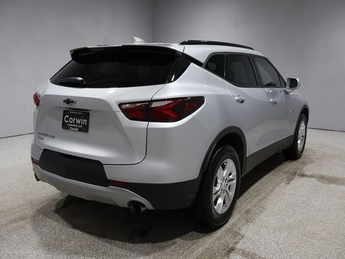 Used 2019 Chevrolet Blazer LT image 2