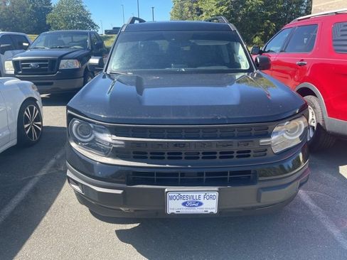 Used 2022 Ford Bronco Sport image 2