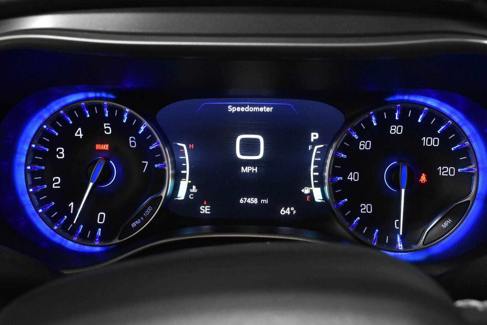 Used 2023 Chrysler Pacifica Touring-L FWD image 20