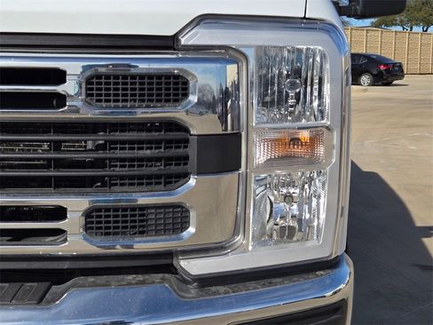 Used 2024 Ford F250 XLT w/ FX4 Off-Road Package image 22