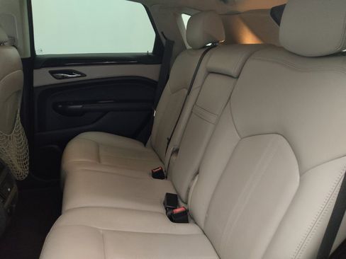 Used 2014 Cadillac SRX Luxury FWD image 18