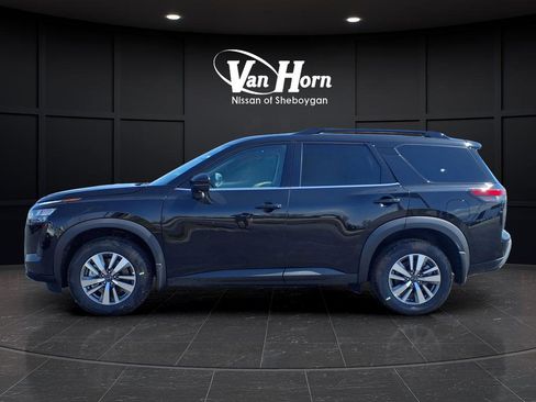 New 2026 Nissan Pathfinder SL AWD/4WD image 4