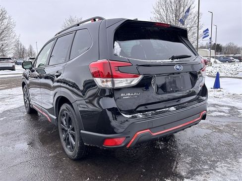 Used 2024 Subaru Forester Sport image 9
