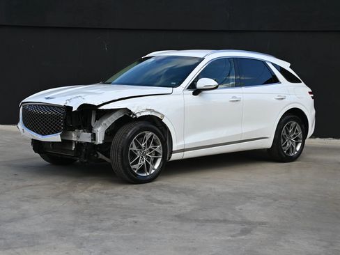 Used 2025 Genesis GV70 2.5T AWD/4WD image 1