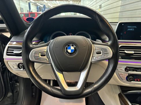 Used 2019 BMW 750i xDrive w/ Executive Package AWD/4WD image 13