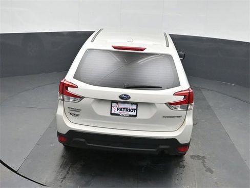 Used 2021 Subaru Forester Base image 32