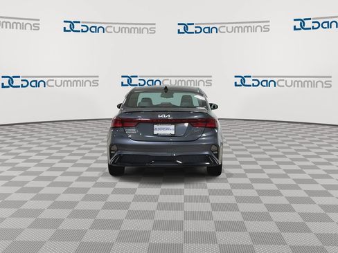 Used 2022 Kia Forte GT-Line w/ GT-Line Premium Package FWD image 7