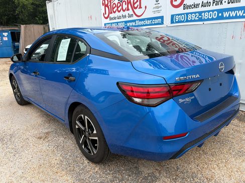 Used 2024 Nissan Sentra SV FWD image 8