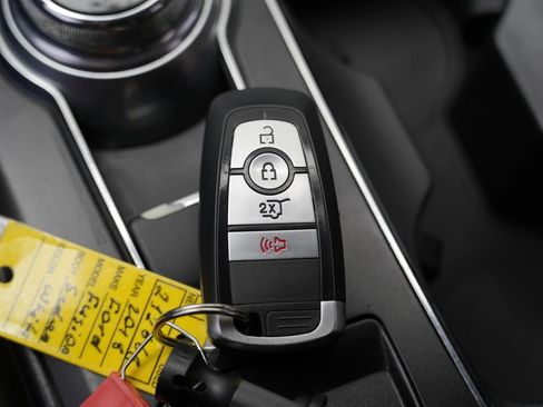 Used 2018 Ford Fusion SE FWD image 60