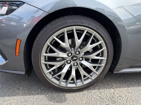 Used 2024 Ford Mustang Premium image 10