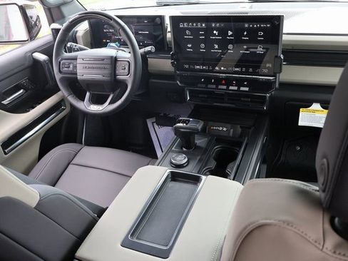 New 2026 GMC Hummer EV SUV AWD/4WD image 13