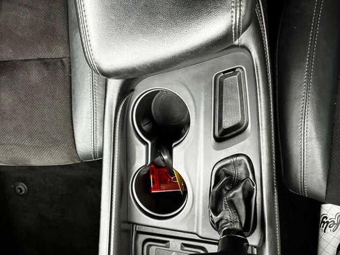 Used 2022 Dodge Durango GT image 25