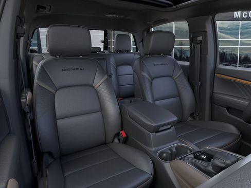 New 2026 GMC Canyon Denali AWD/4WD image 20