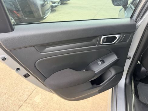 Used 2023 Honda Civic LX image 12