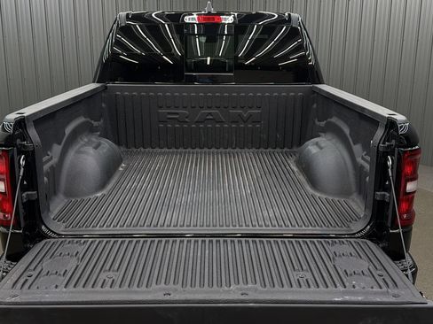 Used 2025 RAM 1500 Big Horn AWD/4WD image 17