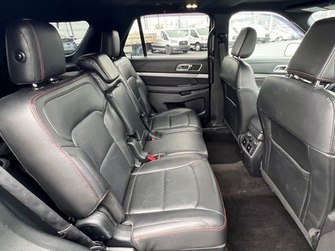 Used 2018 Ford Explorer Sport w/ Equipment Group 401A image 12