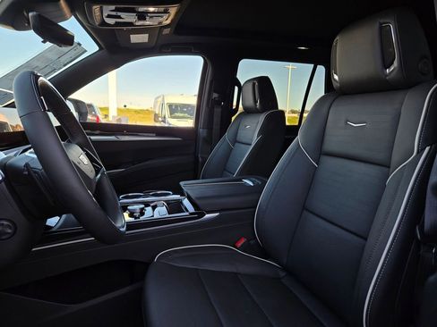 New 2026 Cadillac Escalade Sport w/ Touring Package image 29