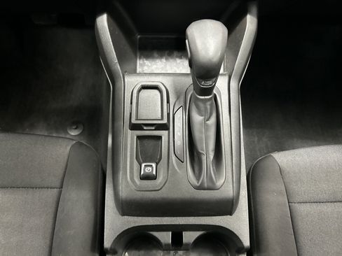 Used 2023 Chevrolet Colorado W/T image 21