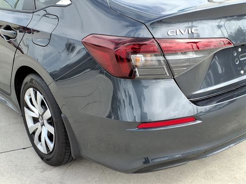 Certified 2025 Honda Civic LX image 17