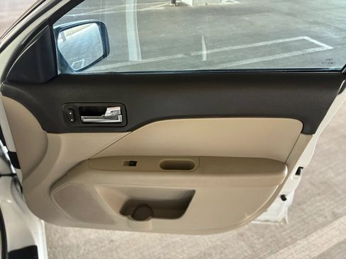 Used 2007 Ford Fusion S FWD image 26