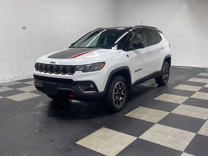 Used 2025 Jeep Compass Trailhawk