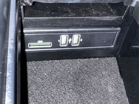 Used 2020 Mercedes-Benz E 350 4MATIC Sedan image 30