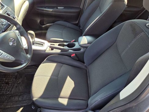Used 2015 Nissan Sentra S image 7