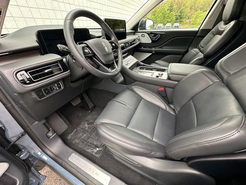 New 2026 Lincoln Aviator Reserve AWD/4WD image 16