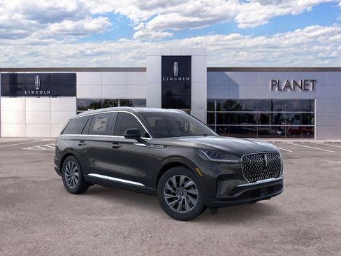 New 2026 Lincoln Aviator 2WD image 7