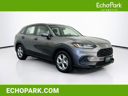 Used 2025 Honda HR-V LX