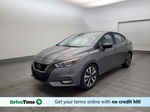 Used 2020 Nissan Versa SR image 1