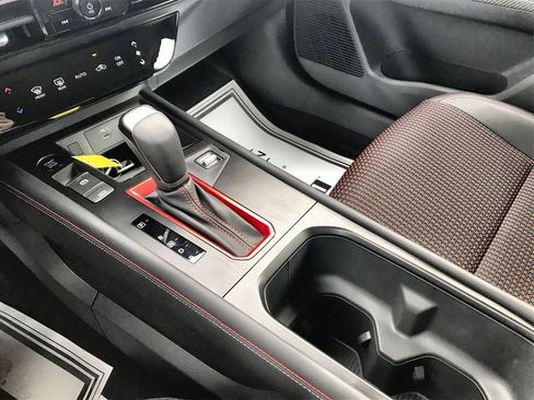 New 2025 Nissan Kicks SR image 20