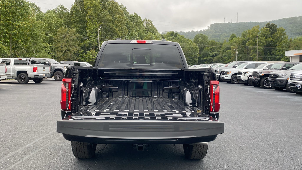New 2026 Ford F150 XLT w/ Equipment Group 302A MID AWD/4WD image 19