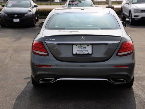 Used 2017 Mercedes-Benz E 300 image 7