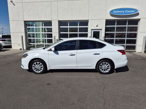 Used 2018 Nissan Sentra SV FWD image 9