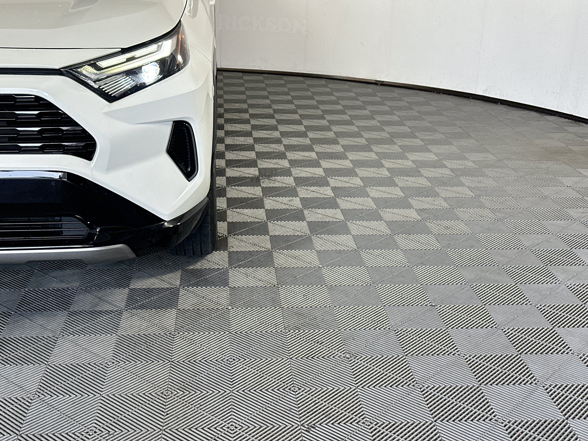 Certified 2022 Toyota RAV4 SE AWD/4WD image 9