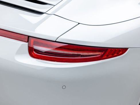 Used 2013 Porsche 911 Carrera 4S AWD/4WD image 28
