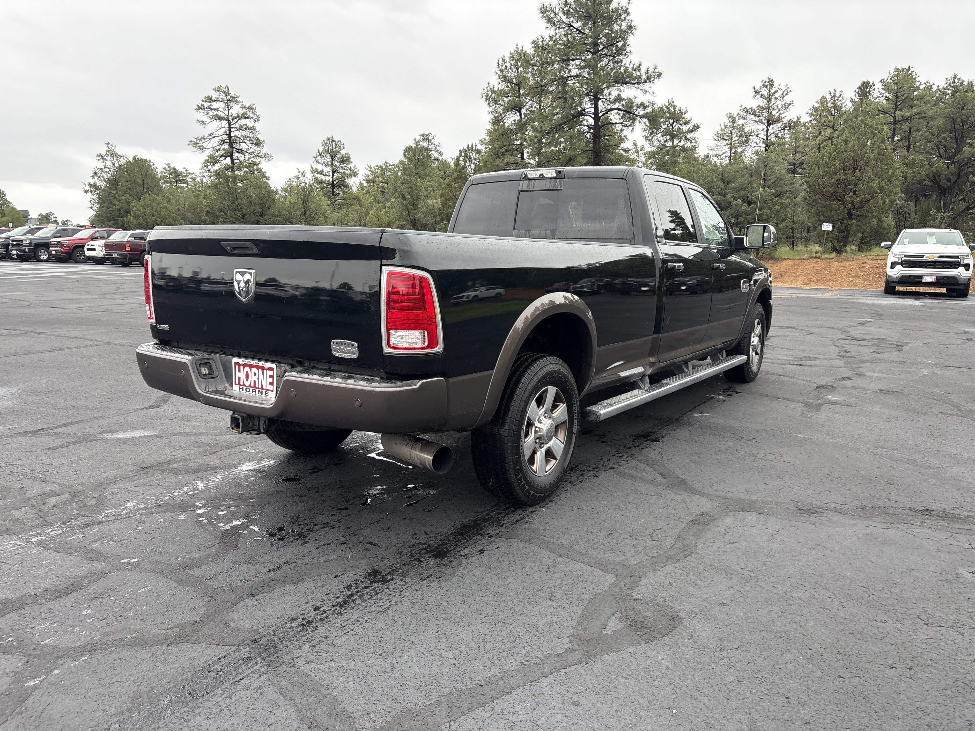 Used 2017 RAM 3500 Laramie Longhorn RWD image 4