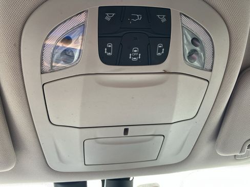Used 2020 Chrysler Pacifica Touring-L Plus FWD image 26