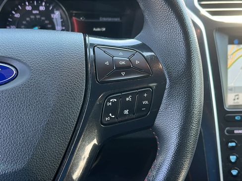 Used 2018 Ford Explorer Sport w/ Equipment Group 401A AWD/4WD image 13