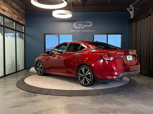 Used 2021 Nissan Sentra SR image 5