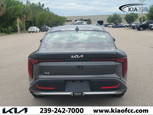 New 2026 Kia K4 FWD image 5