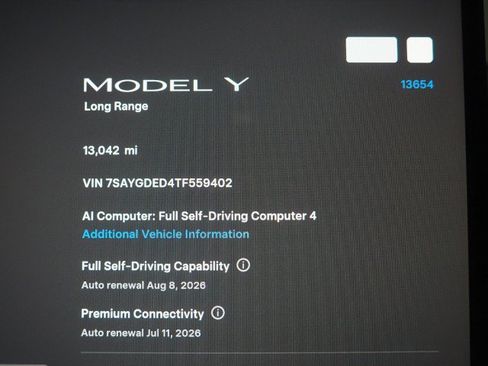 Used 2026 Tesla Model Y Long Range RWD image 4